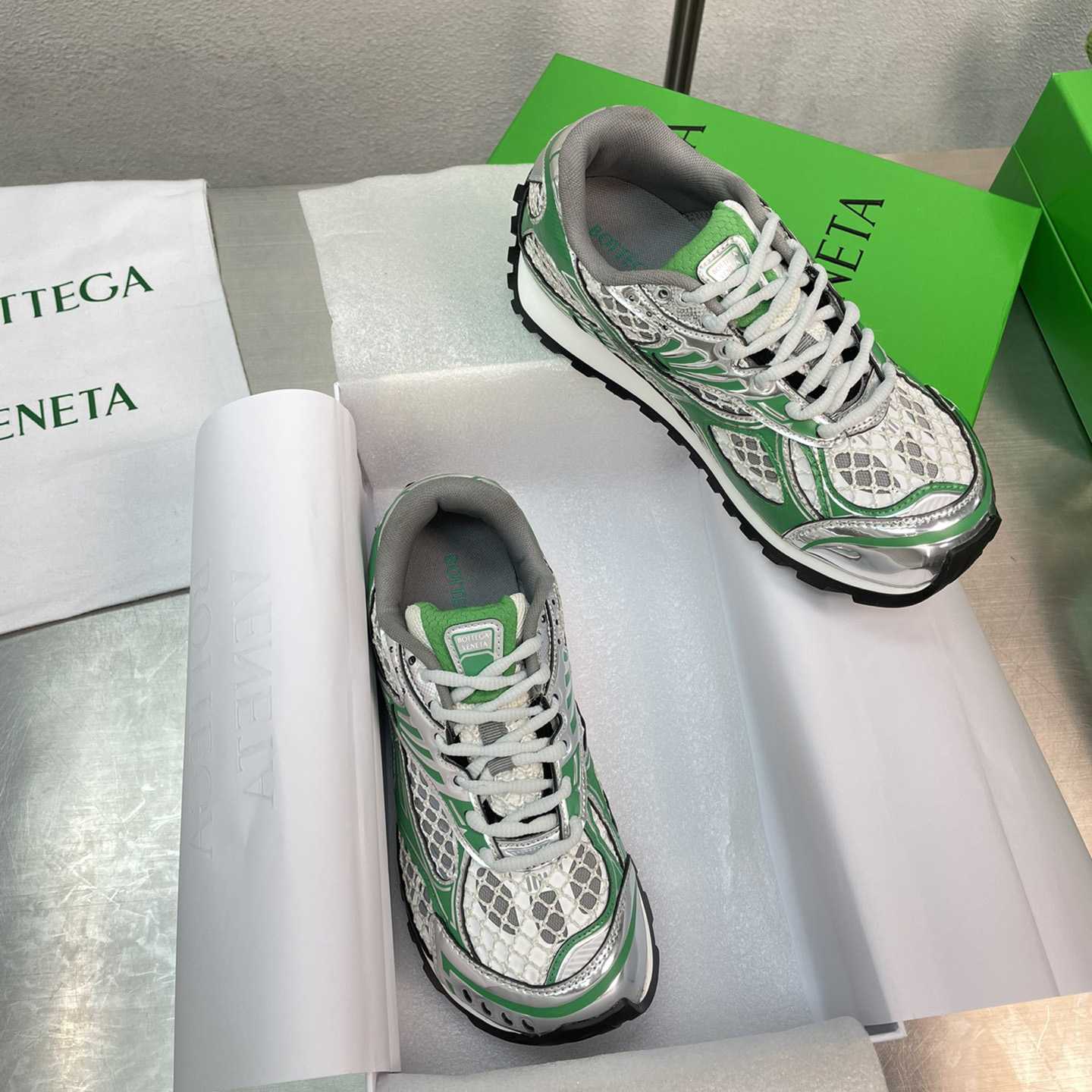 Bottega Veneta Orbit Sneaker - DesignerGu