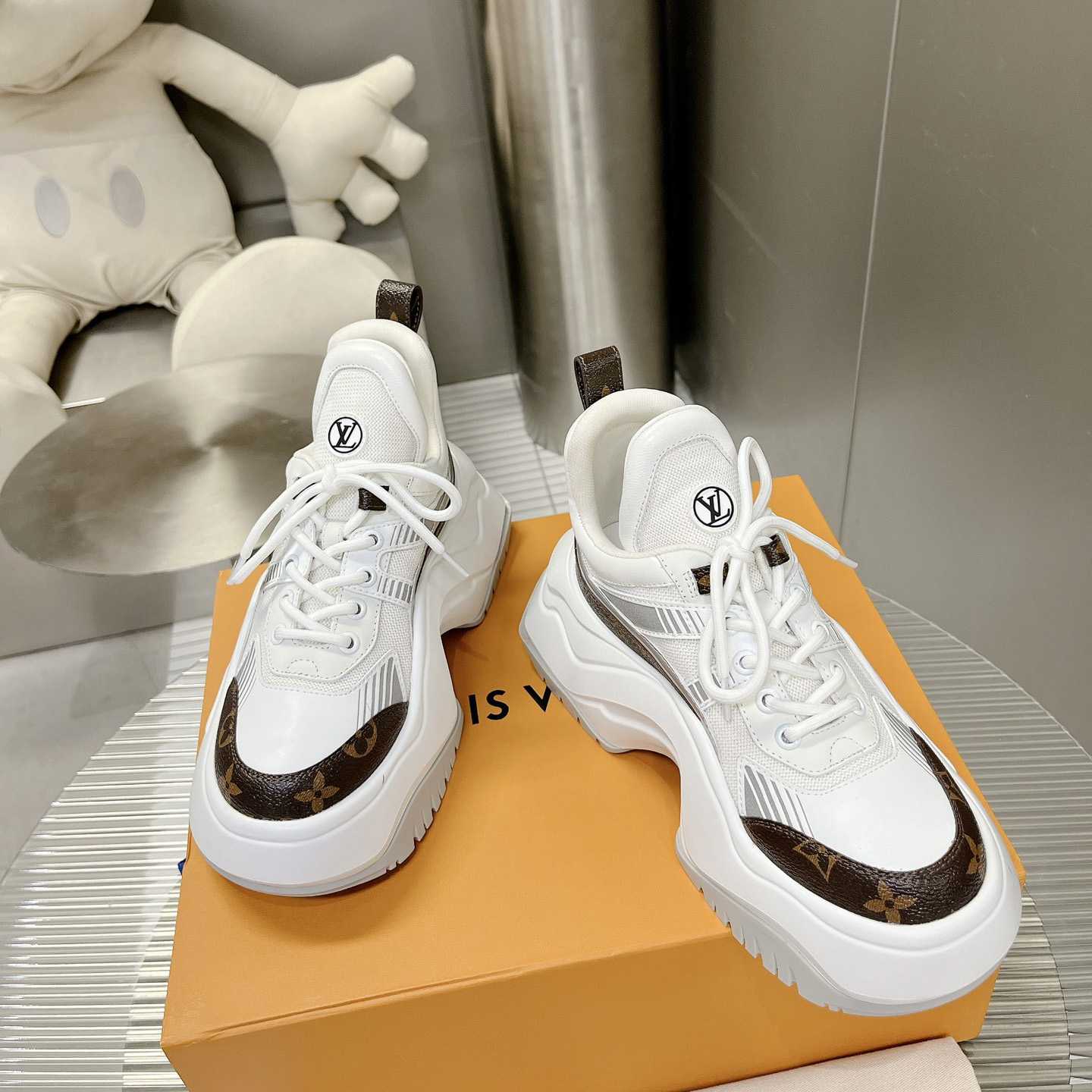 Louis Vuitton LV Archlight 2.0 Platform Sneaker    1ABIHJ - DesignerGu