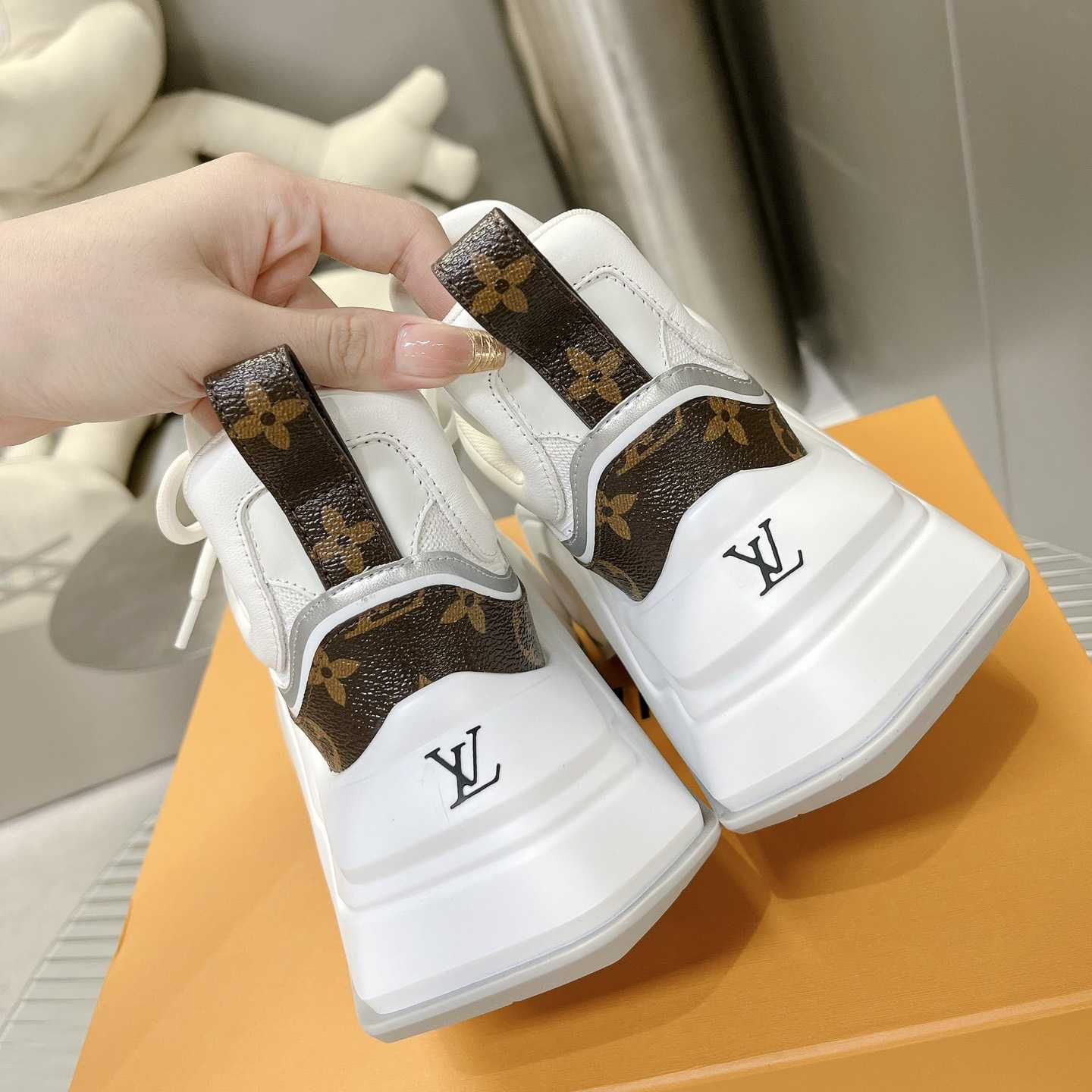 Louis Vuitton LV Archlight 2.0 Platform Sneaker    1ABIHJ - DesignerGu