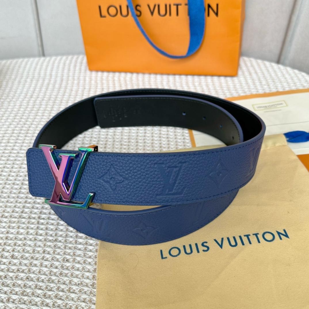 Louis Vuitton LV Initials 40mm Reversible Belt   M8260U - DesignerGu