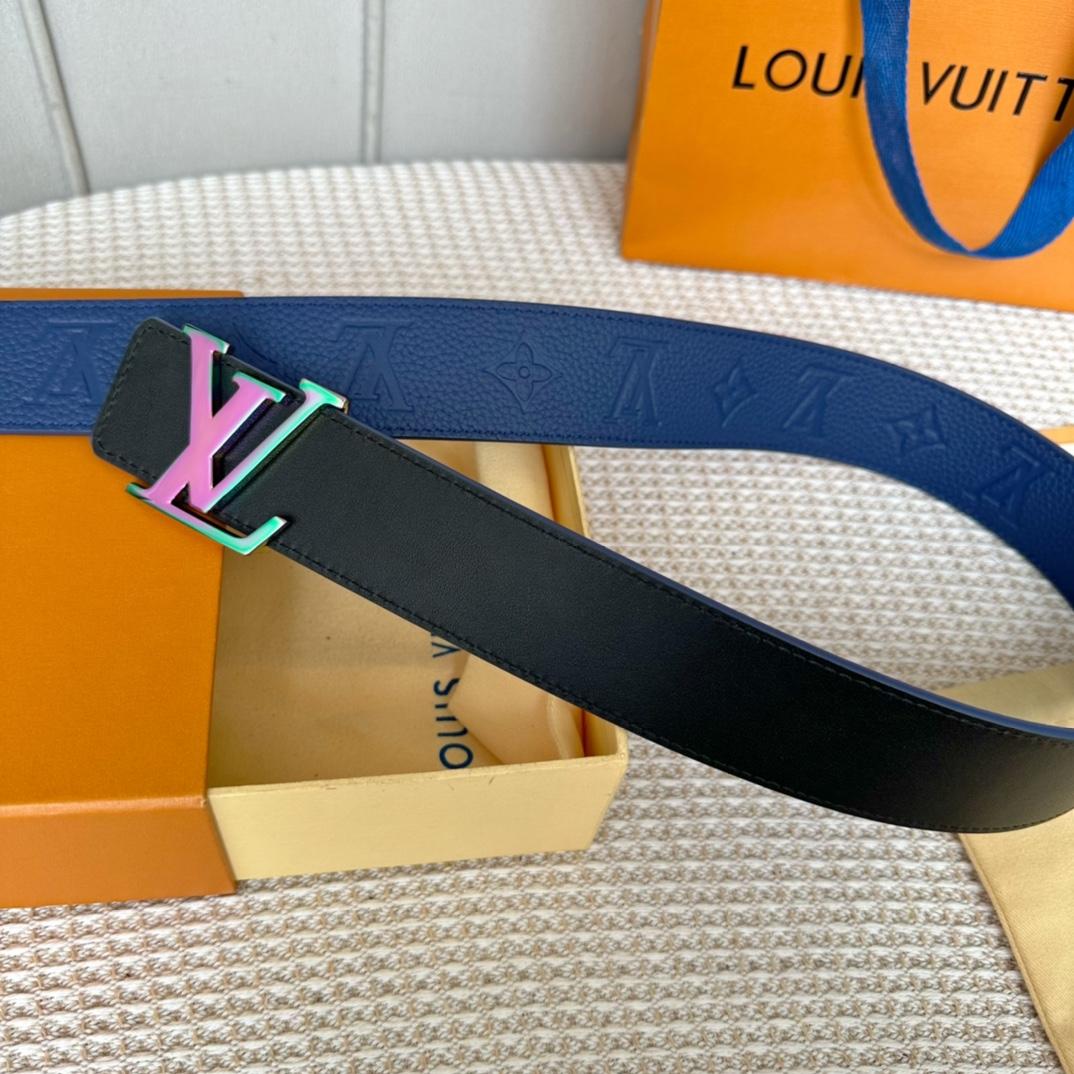 Louis Vuitton LV Initials 40mm Reversible Belt   M8260U - DesignerGu