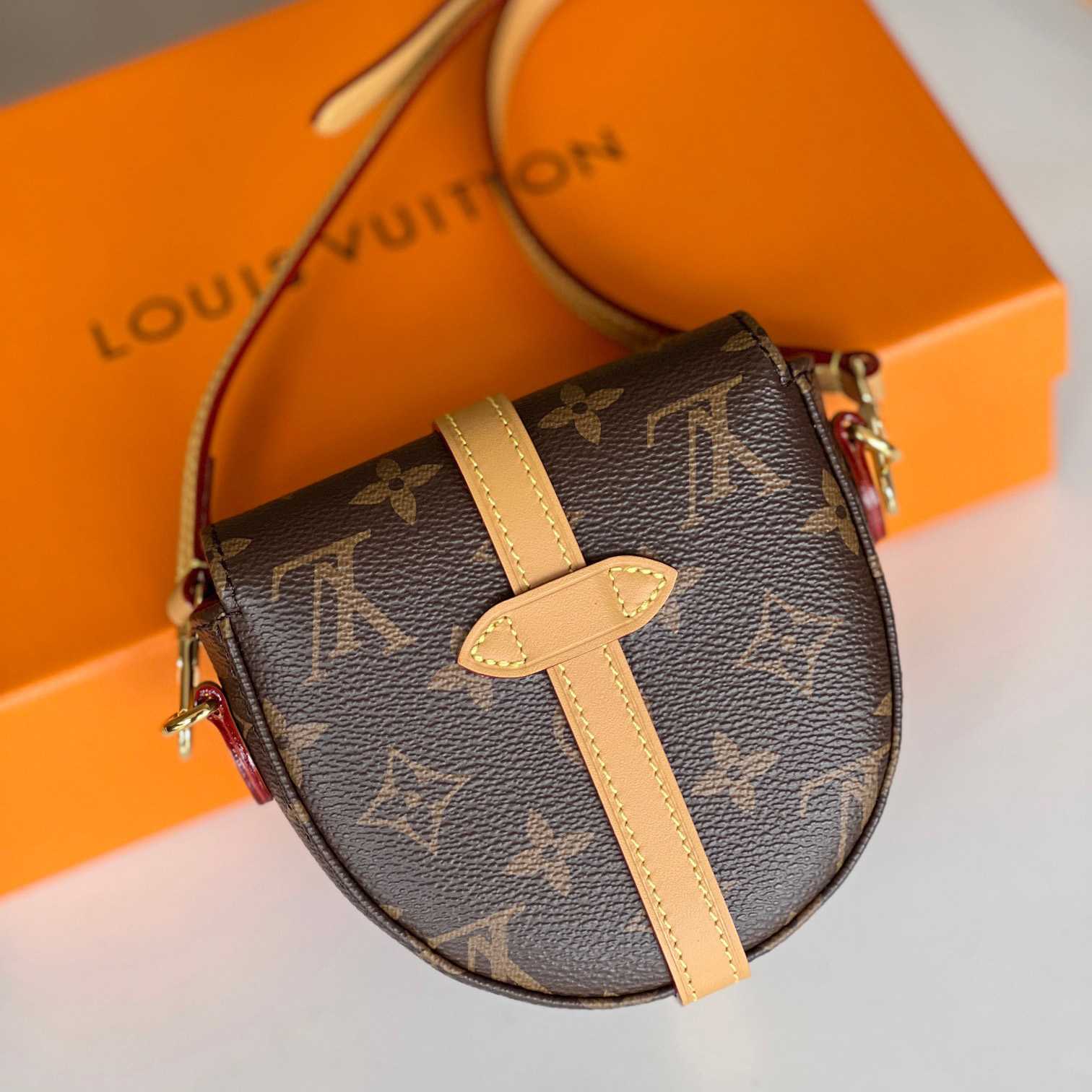 Louis Vuitton Micro Chantilly(12.5 x 13 x 4cm)   M46643 - DesignerGu