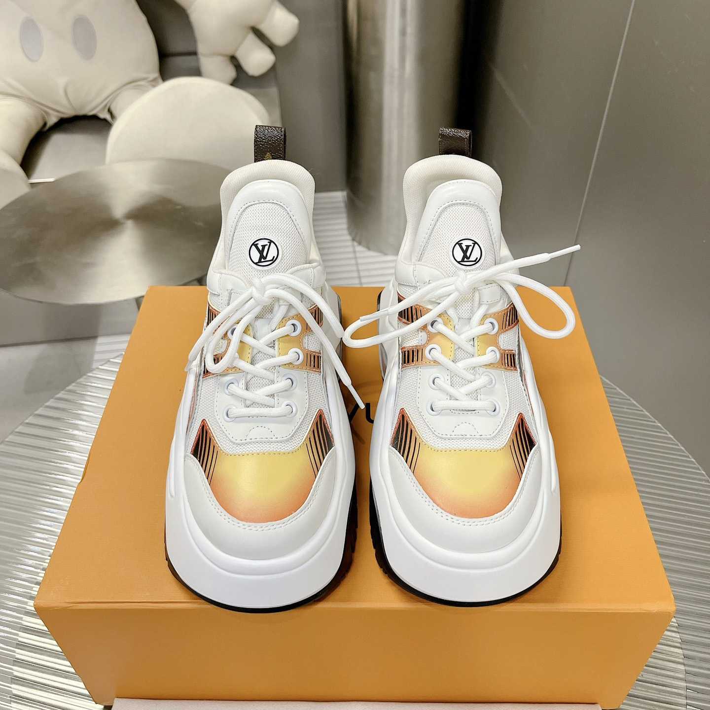 Louis Vuitton LV Archlight 2.0 Platform Sneaker    1ABHZZ - DesignerGu