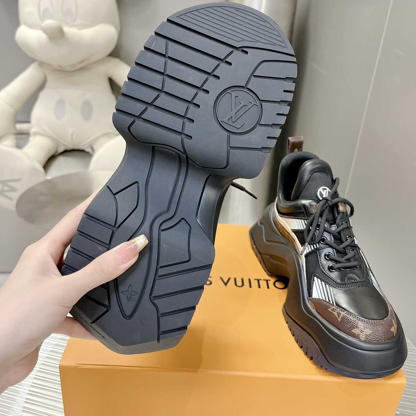 Louis Vuitton LV Archlight 2.0 Platform Sneaker    1ABIHC - DesignerGu