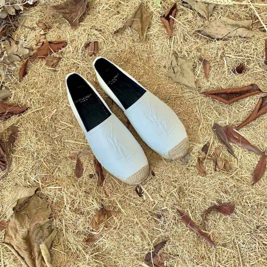 Saint Laurent Cassandre Espadrilles In Lambskin - DesignerGu