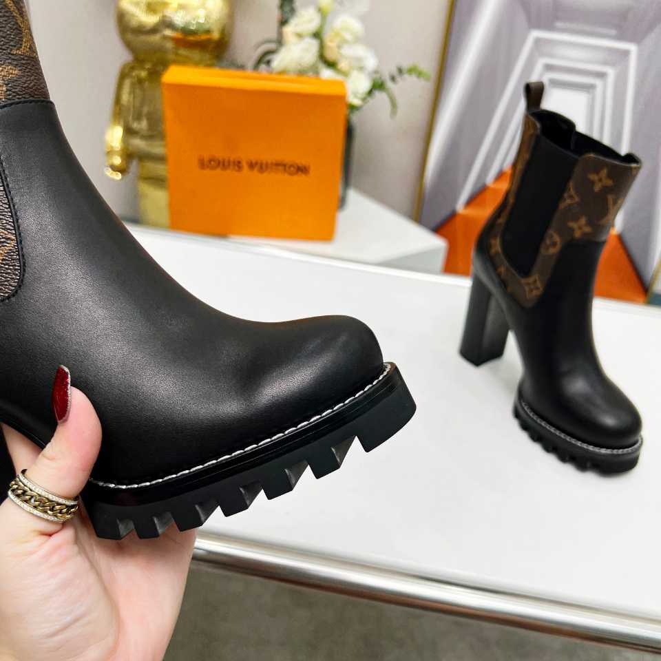 Louis Vuitton Ankle Boot - DesignerGu