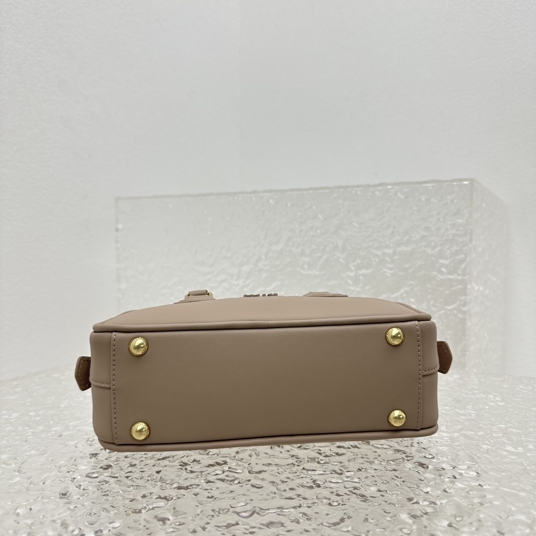 Miu Miu Arcadie Leather Bag - DesignerGu