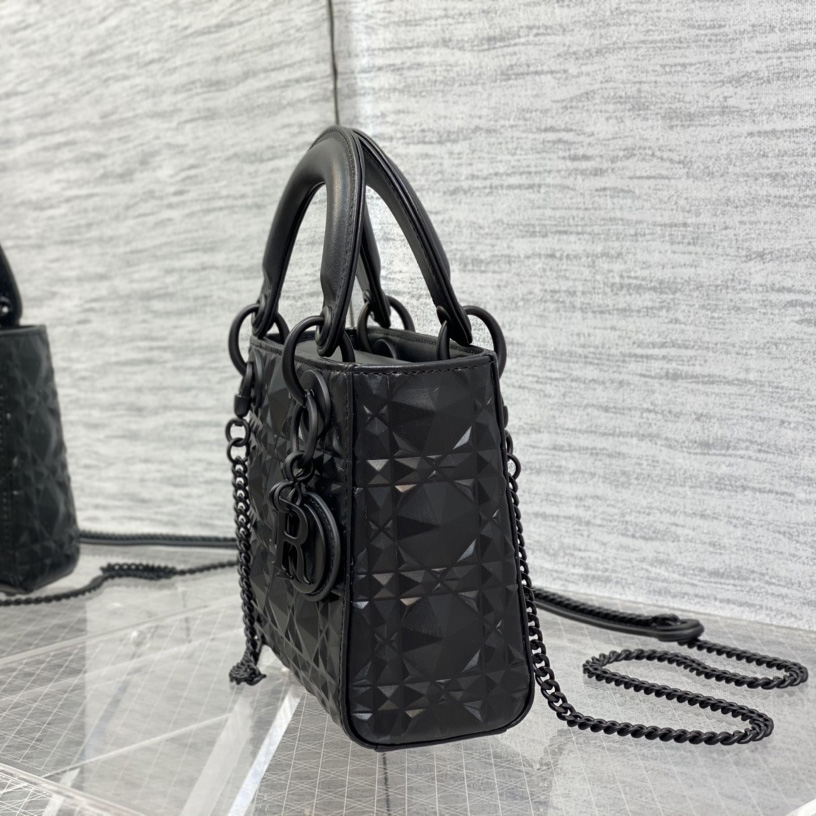 Dior Mini Lady Dior Bag   17cm - DesignerGu