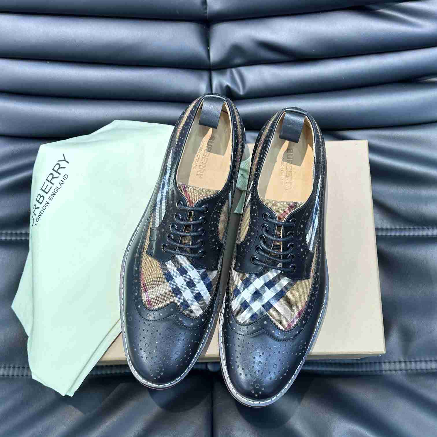 Burberry Vintage Check Paneled Derby Shoes - DesignerGu