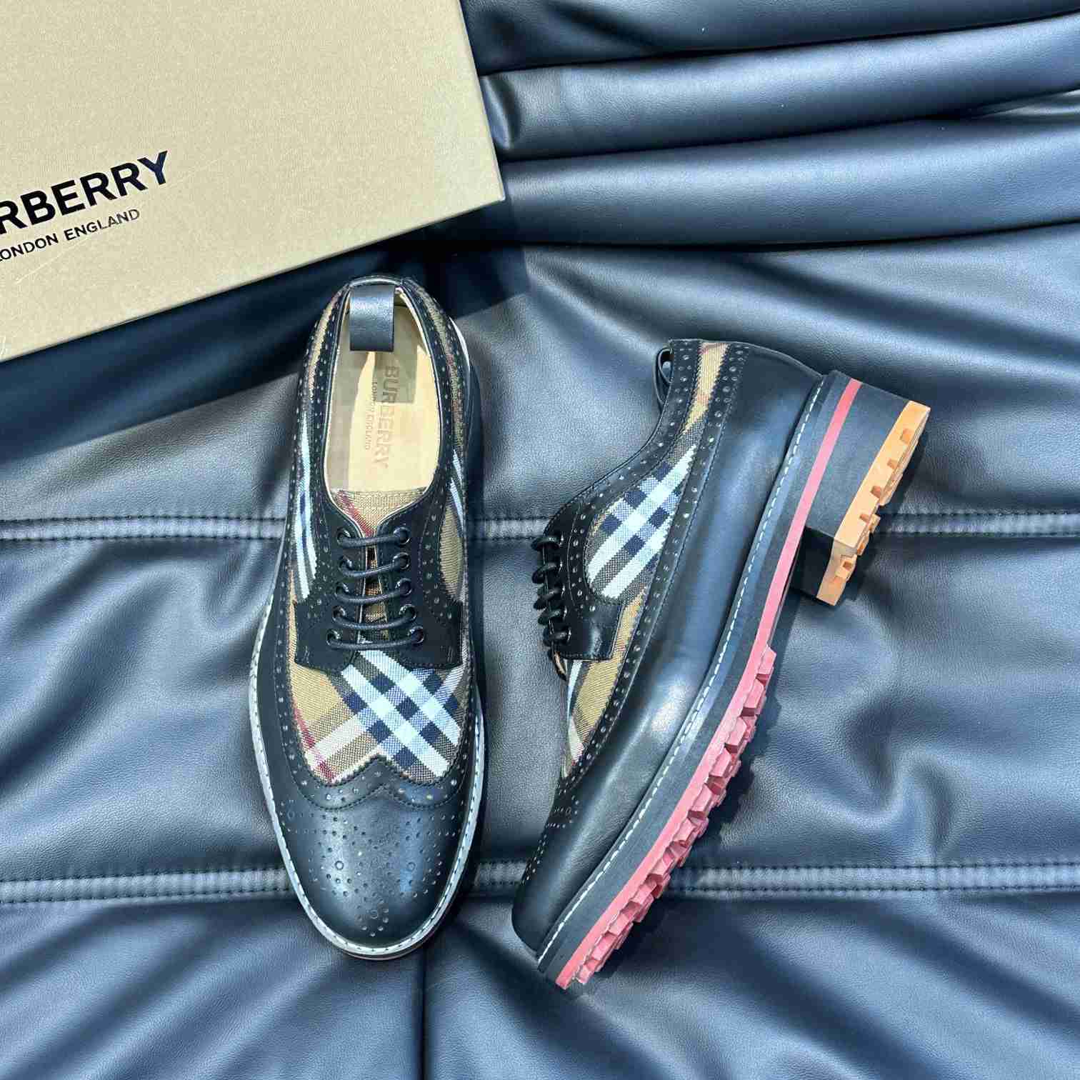 Burberry Vintage Check Paneled Derby Shoes - DesignerGu