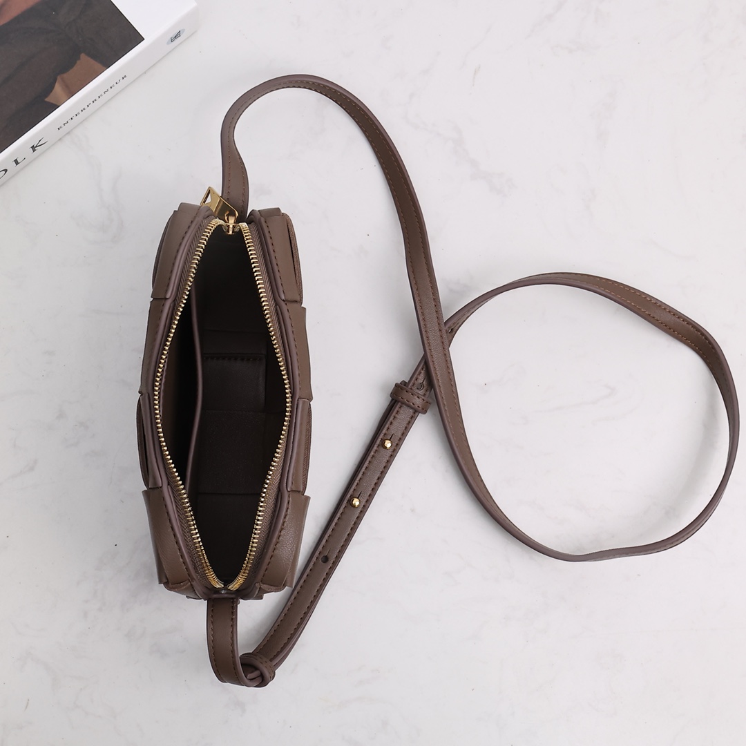 Bottega Veneta Mini Cassette Cross-Body Bag - DesignerGu