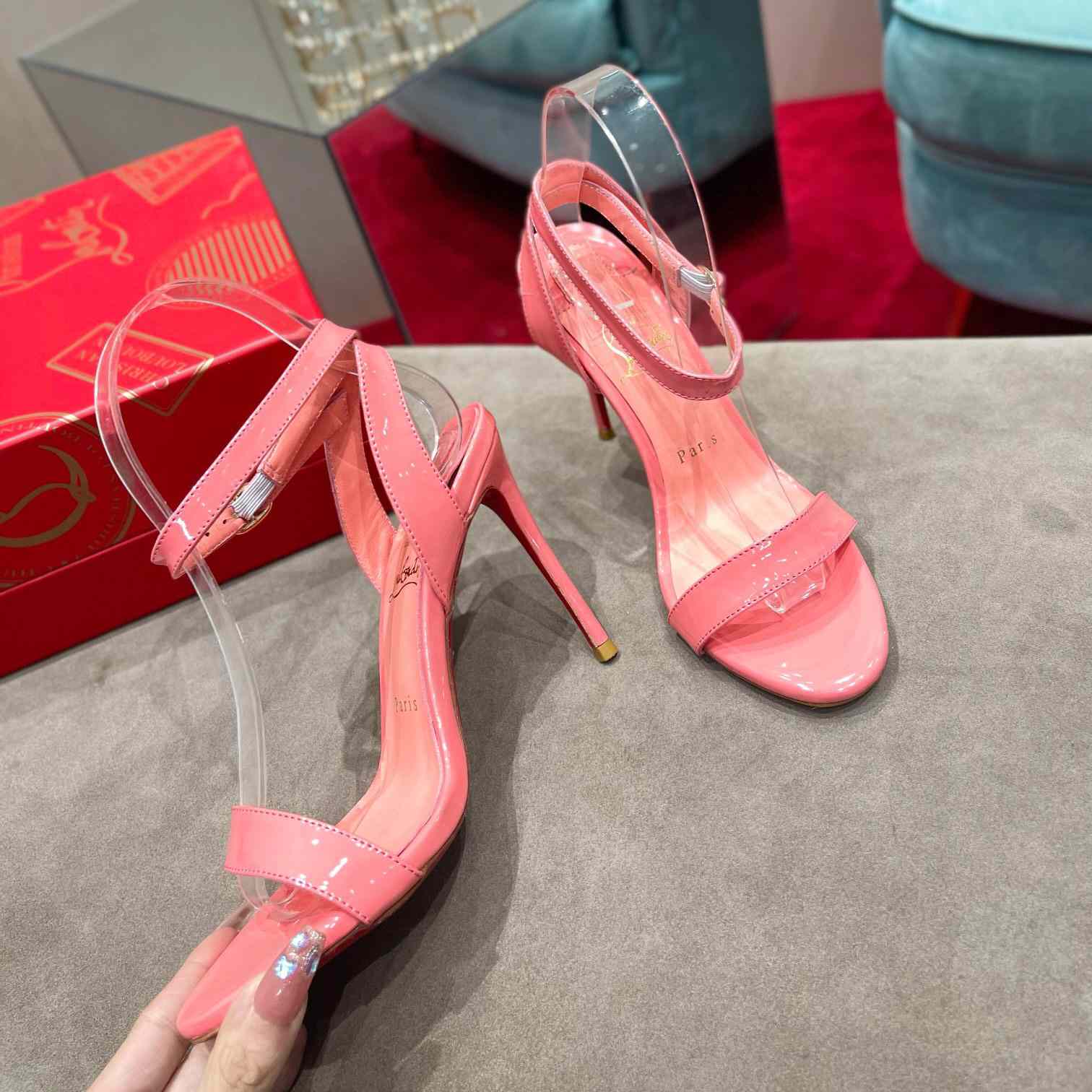 Christian Louboutin Loubigirl Sandals - DesignerGu