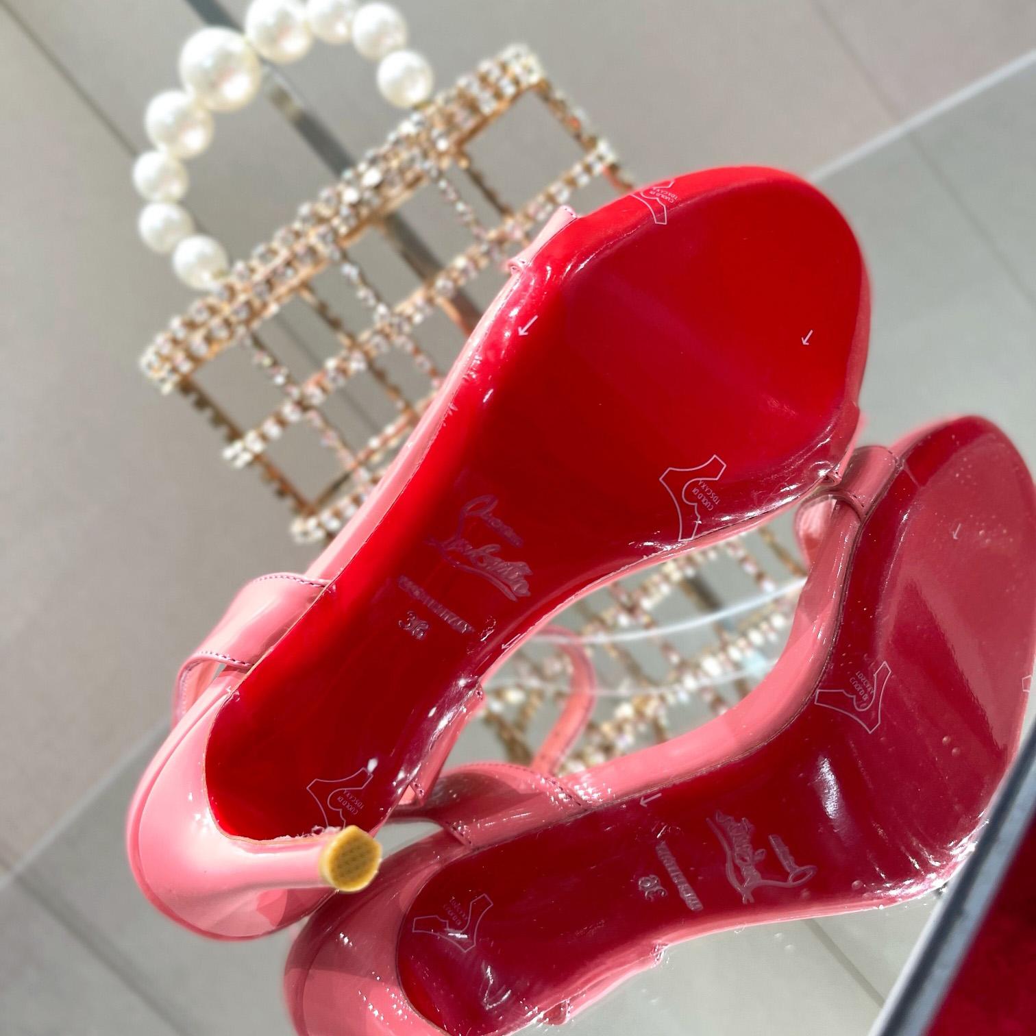 Christian Louboutin Loubigirl Sandals - DesignerGu