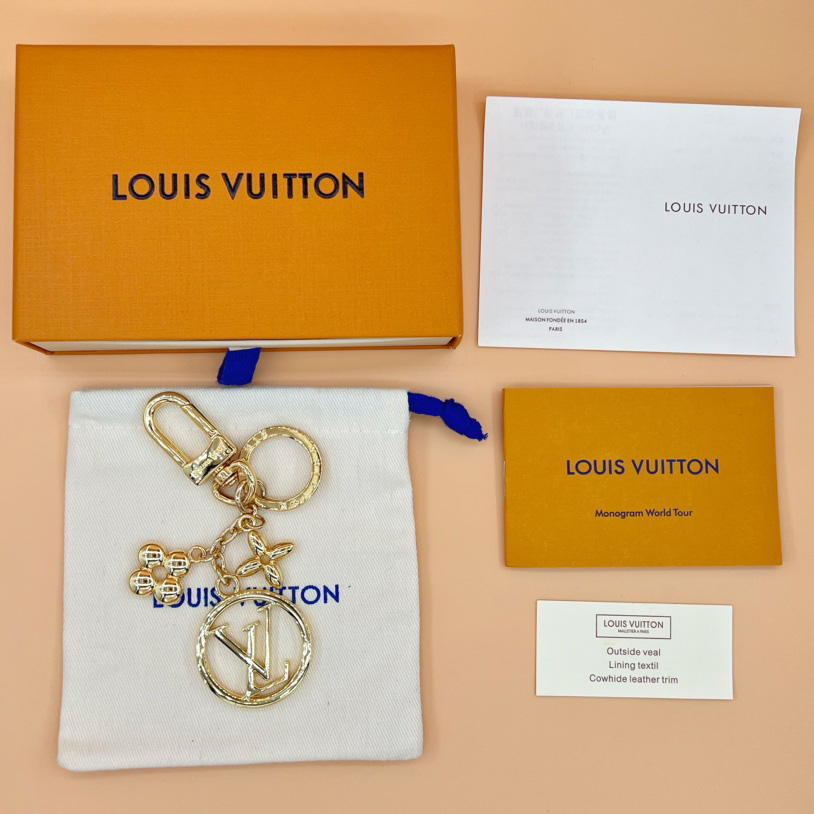 Louis Vuitton Blooming Key Holder   M01006 - DesignerGu