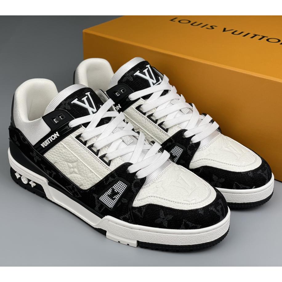 Louis Vuitton Trainer Sneaker In Blakc&White(Upon UK Size) - DesignerGu