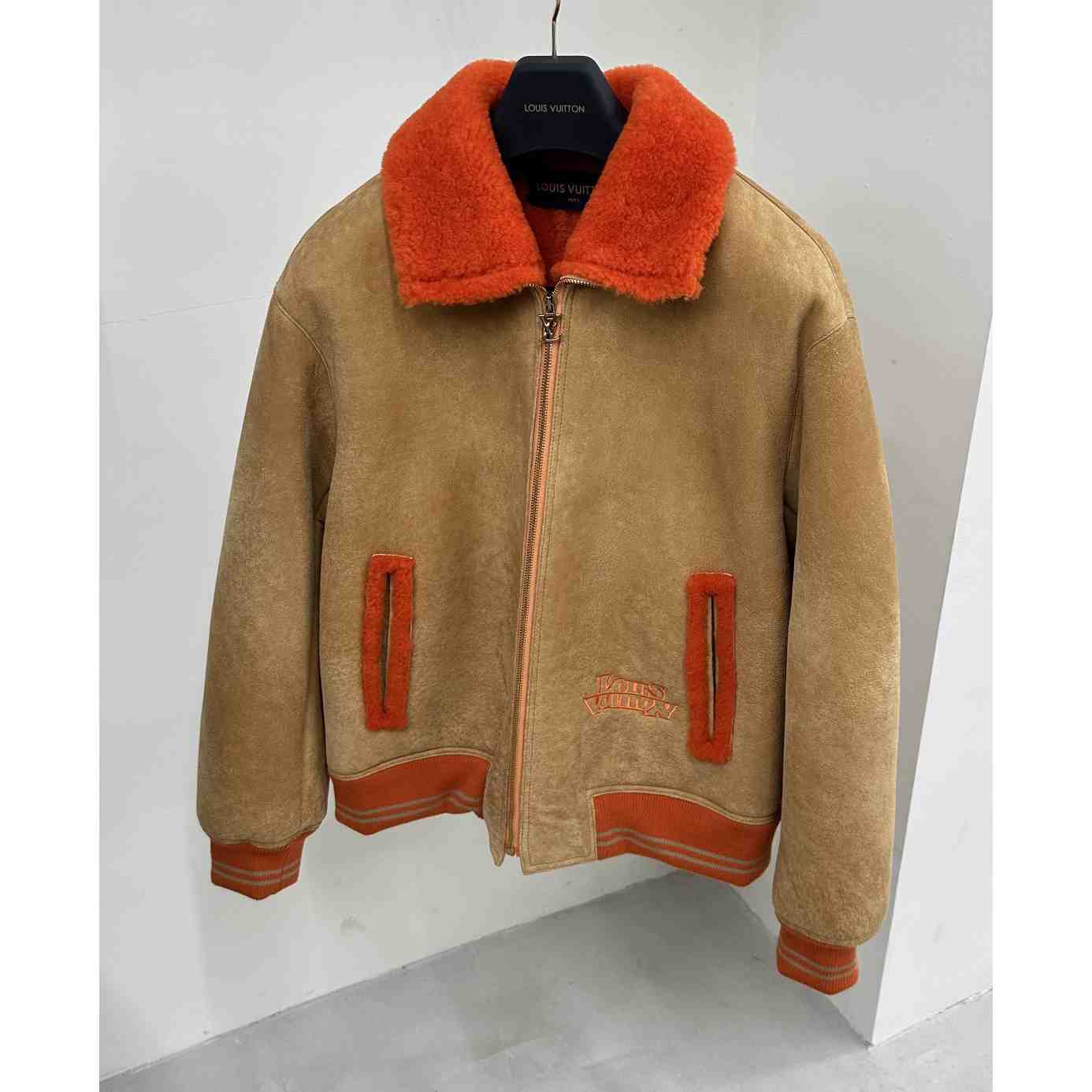 Louis Vuitton Shearling College Blouson - DesignerGu