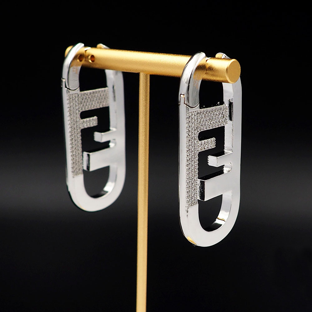 Fendi O’Lock Single Earring - DesignerGu