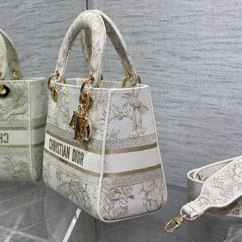 Dior Medium Embroidered Lady D-lite Bag - DesignerGu