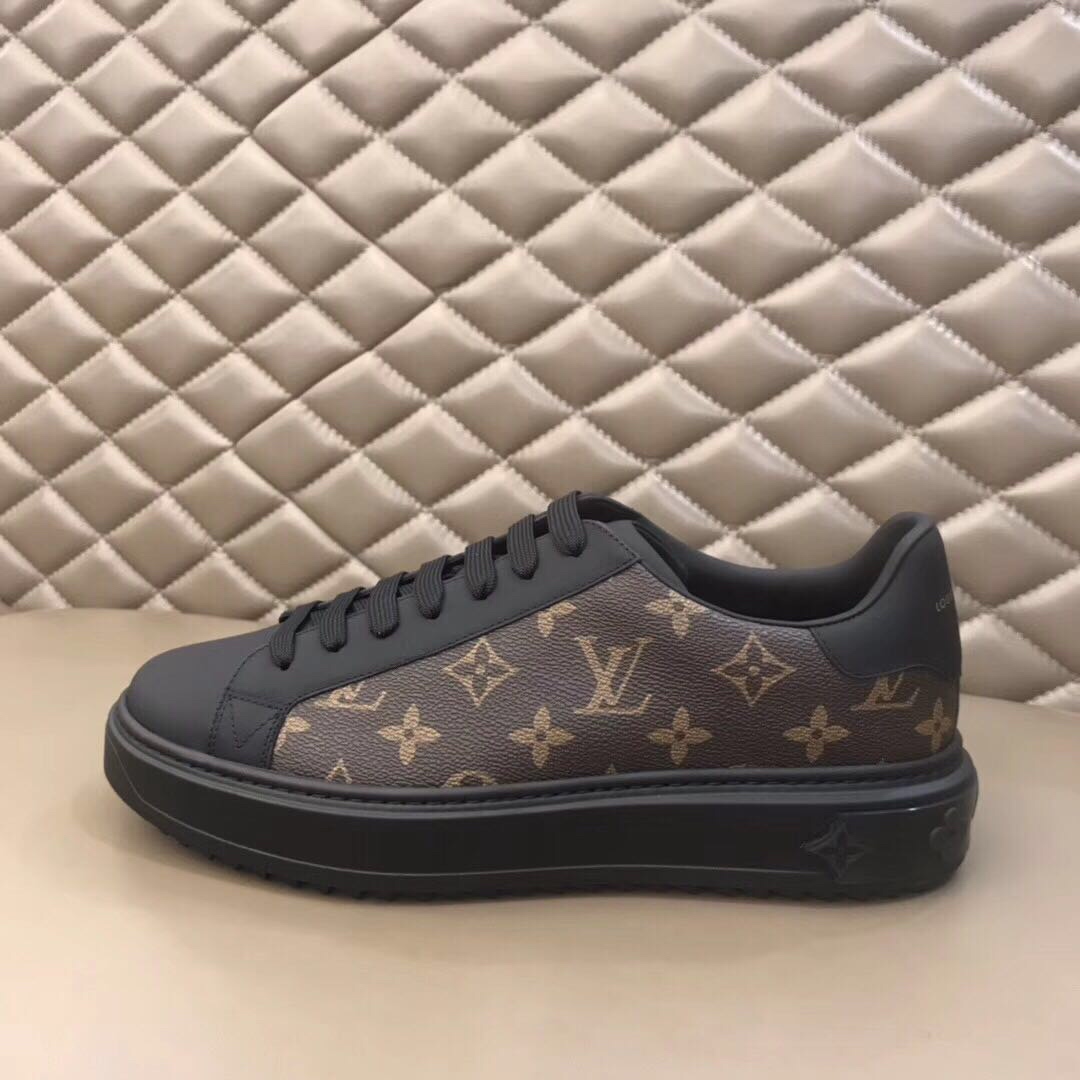 Louis Vuitton Monogram Sneakers - DesignerGu