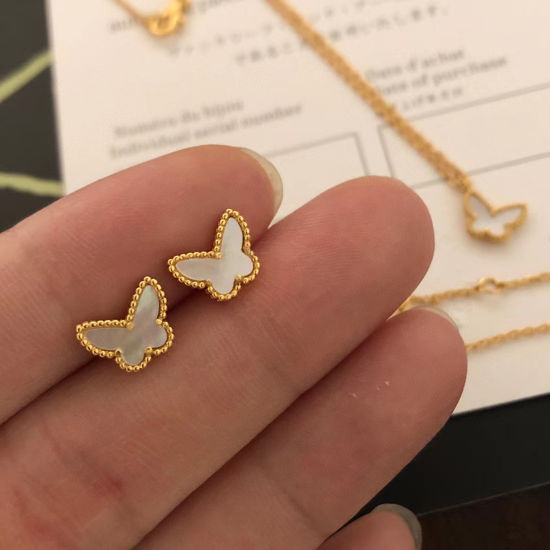 Van Cleef & Arpels Butterfly Earstuds - DesignerGu