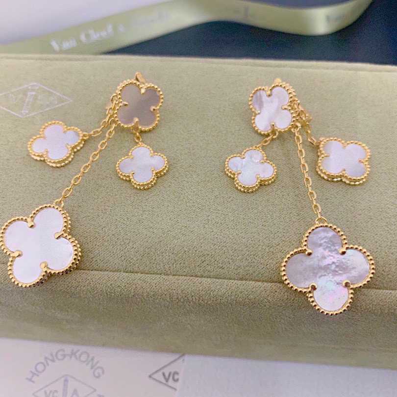 Van Cleef & Arpels Pure Alhambra Earstuds - DesignerGu