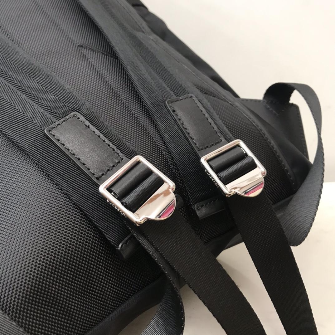 Burberry Murray Backpack - DesignerGu