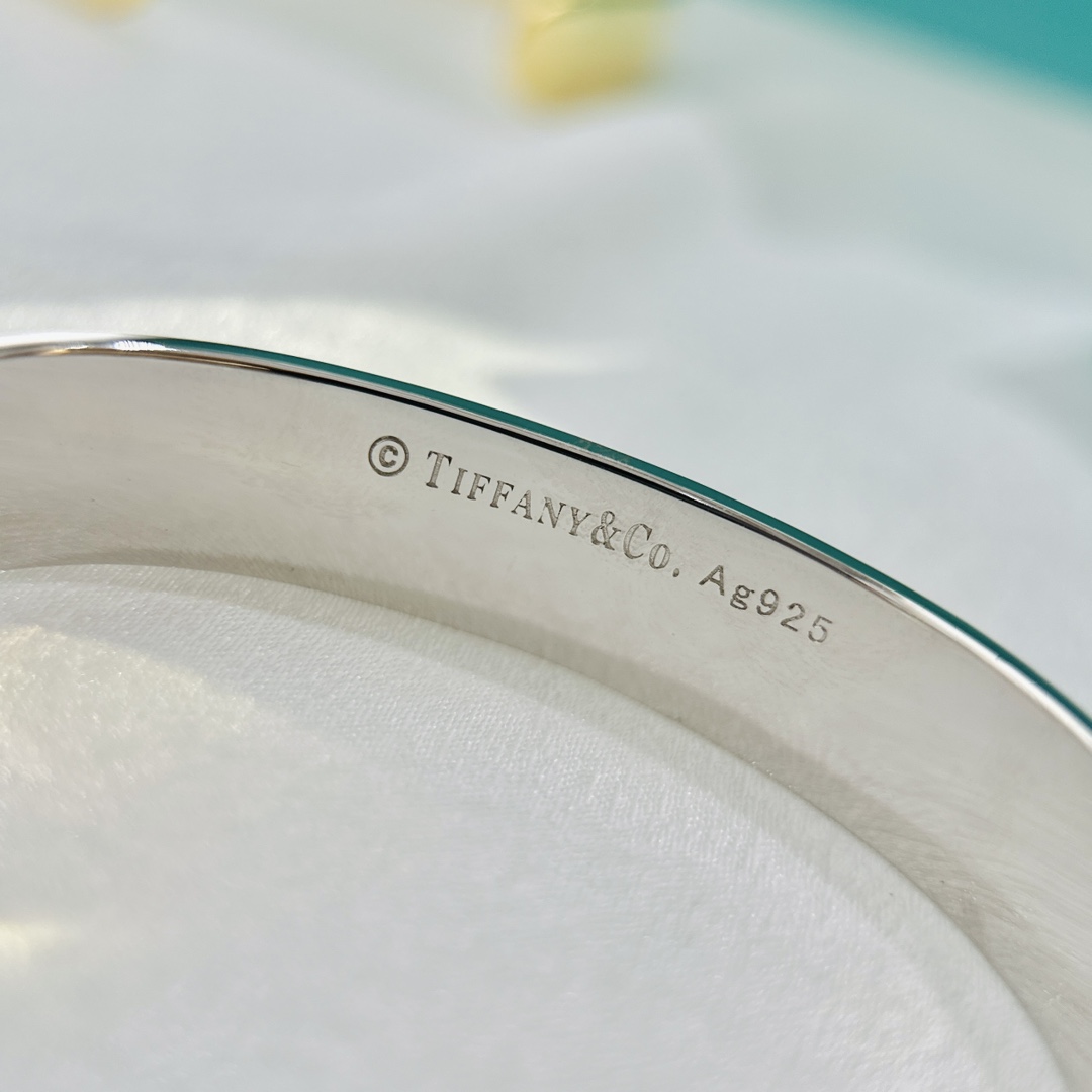 Tiffany&CO Narrow Cuff - DesignerGu