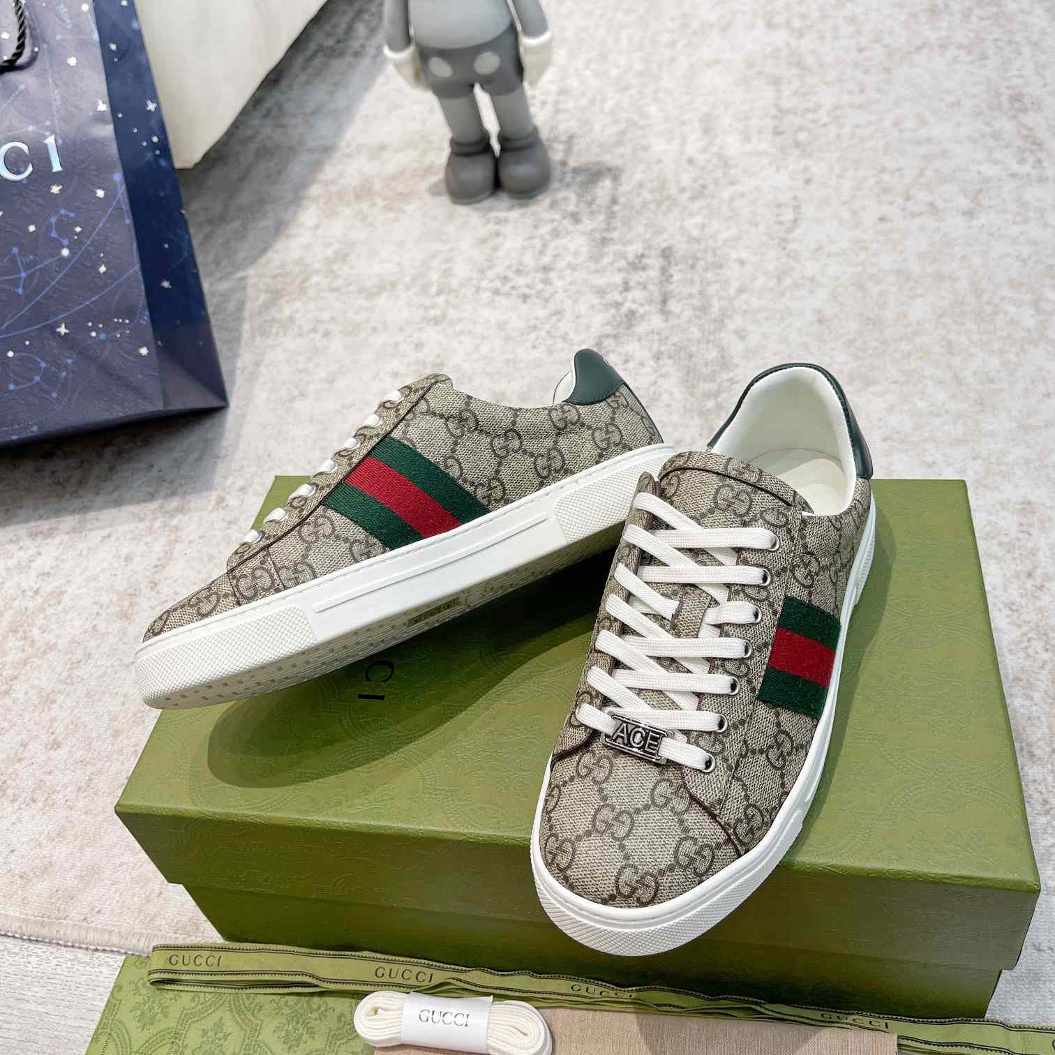 Gucci Ace Sneaker With Web - DesignerGu