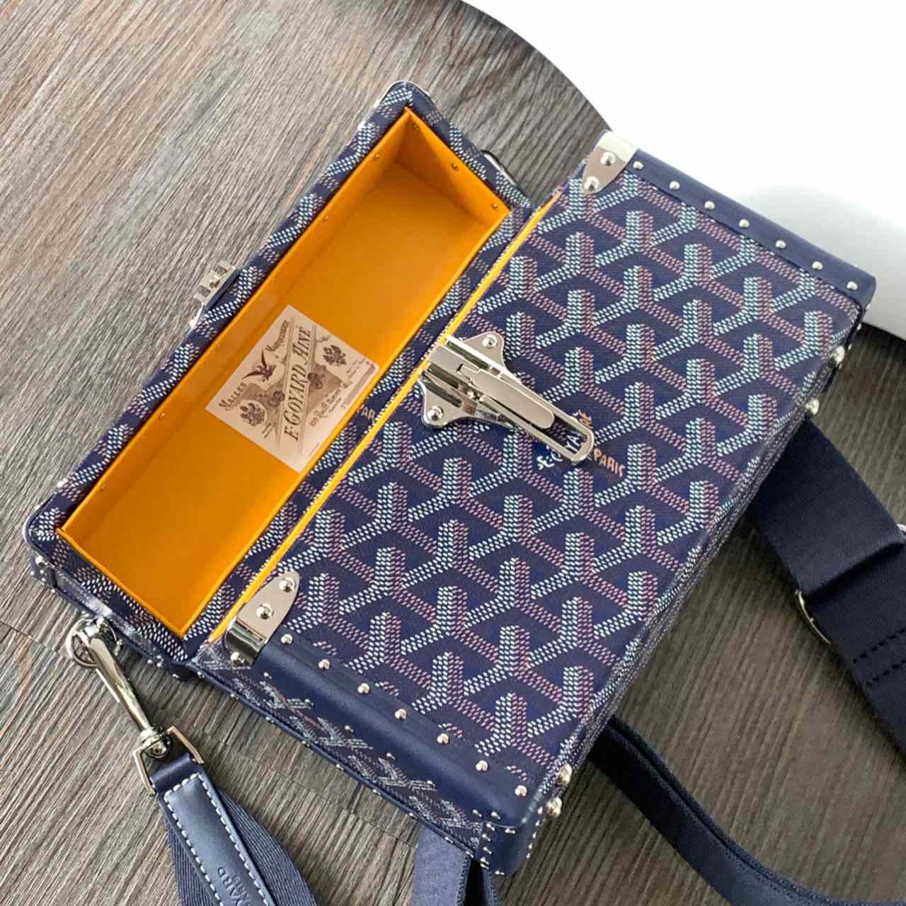 Goyard Bag Trunk Monogram Leather (21-15-6.5cm) - DesignerGu