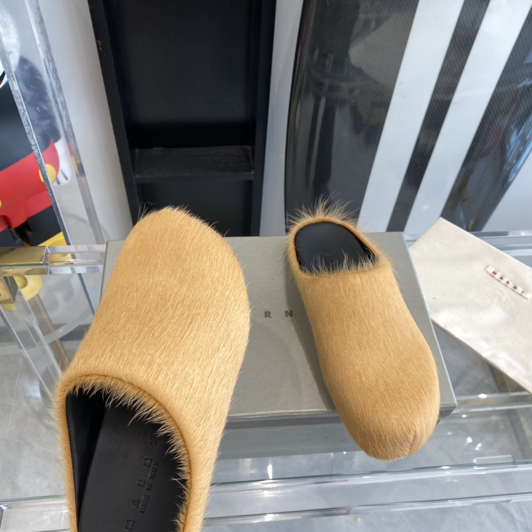 Marni Fussbett Slip-On Flat Mules - DesignerGu