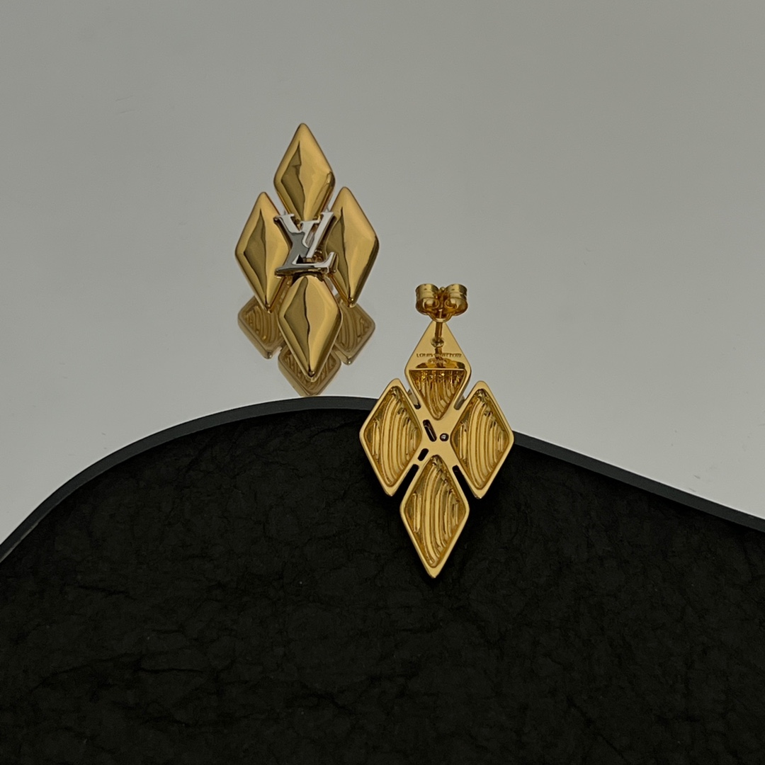 Louis Vuitton GO-14 Earrings - DesignerGu