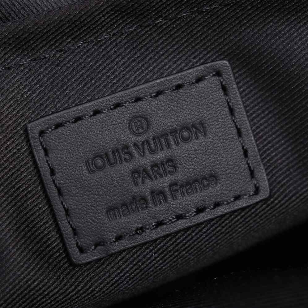 Louis Vuitton Fastline Messenger (23.5 x 18.x 7cm)   M22482 - DesignerGu