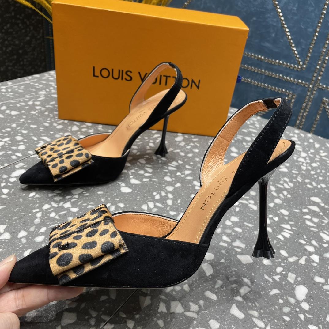 Louis Vuitton Blossom Slingback Pump - DesignerGu