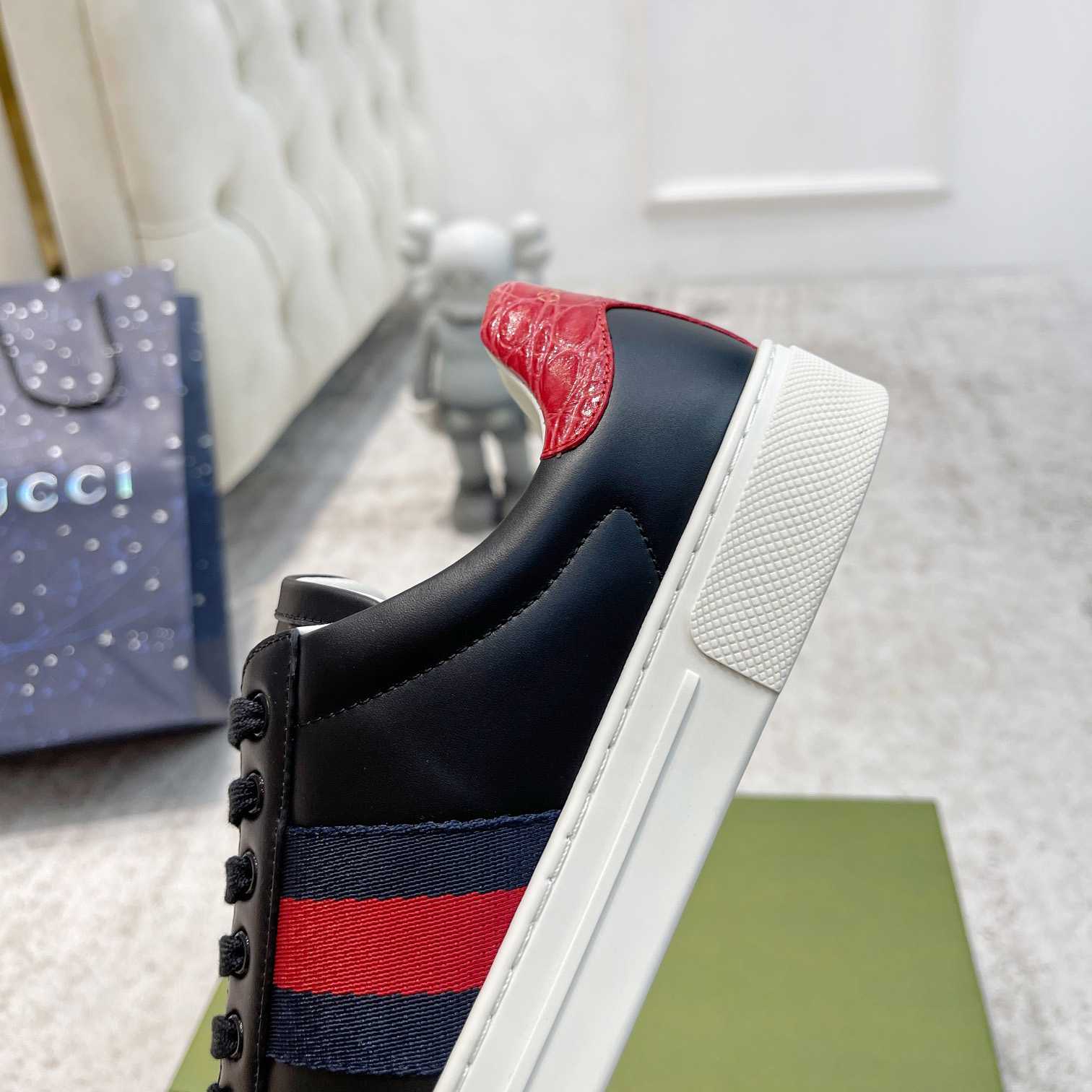 Gucci Ace Sneaker With Web - DesignerGu