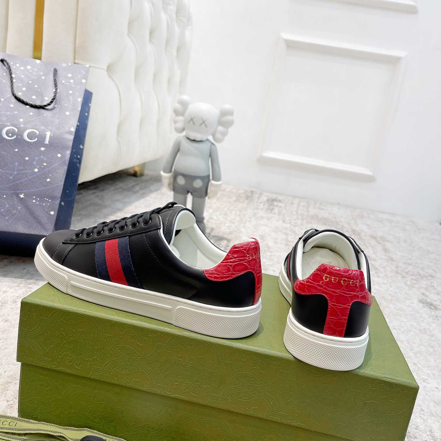 Gucci Ace Sneaker With Web - DesignerGu