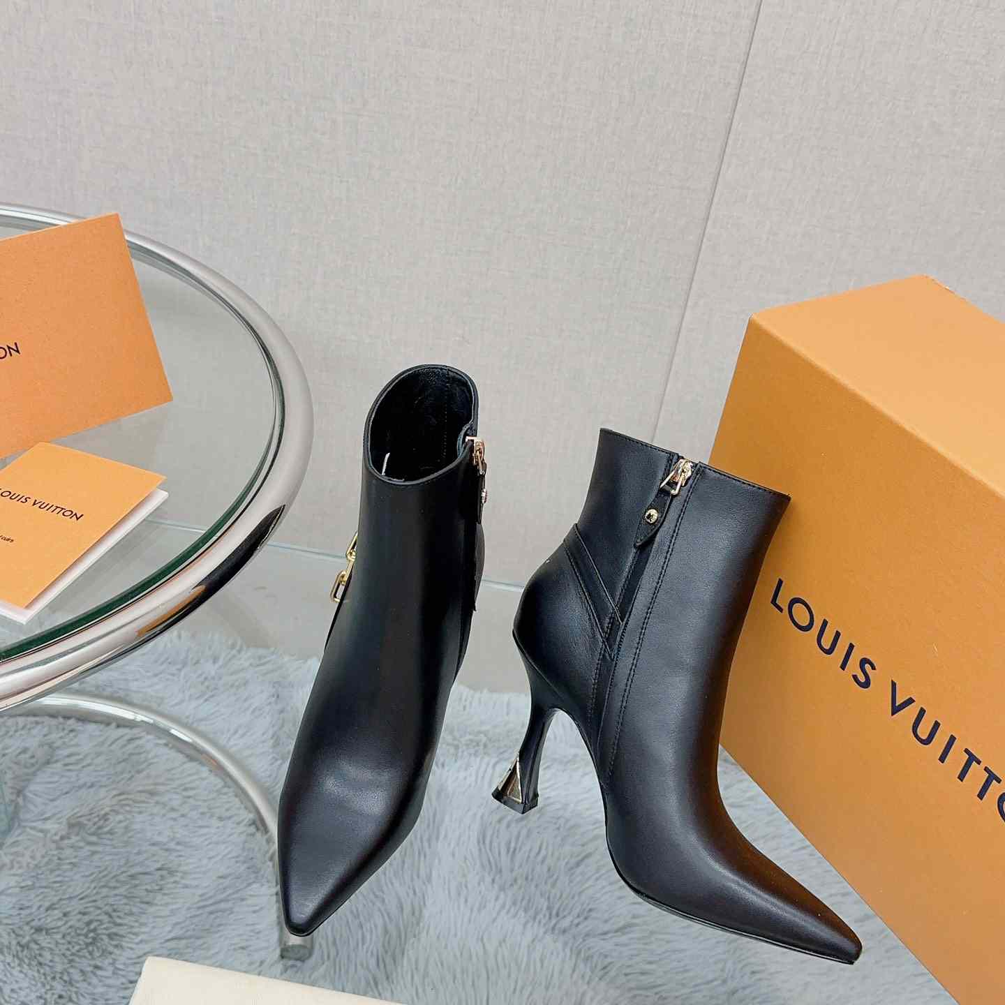 Louis Vuitton Sparkle Ankle Boot - DesignerGu