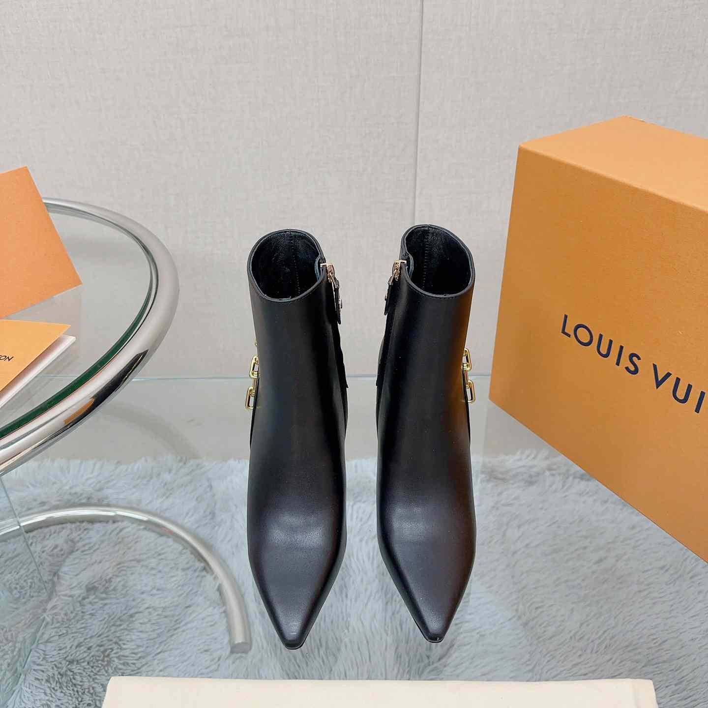 Louis Vuitton Sparkle Ankle Boot - DesignerGu