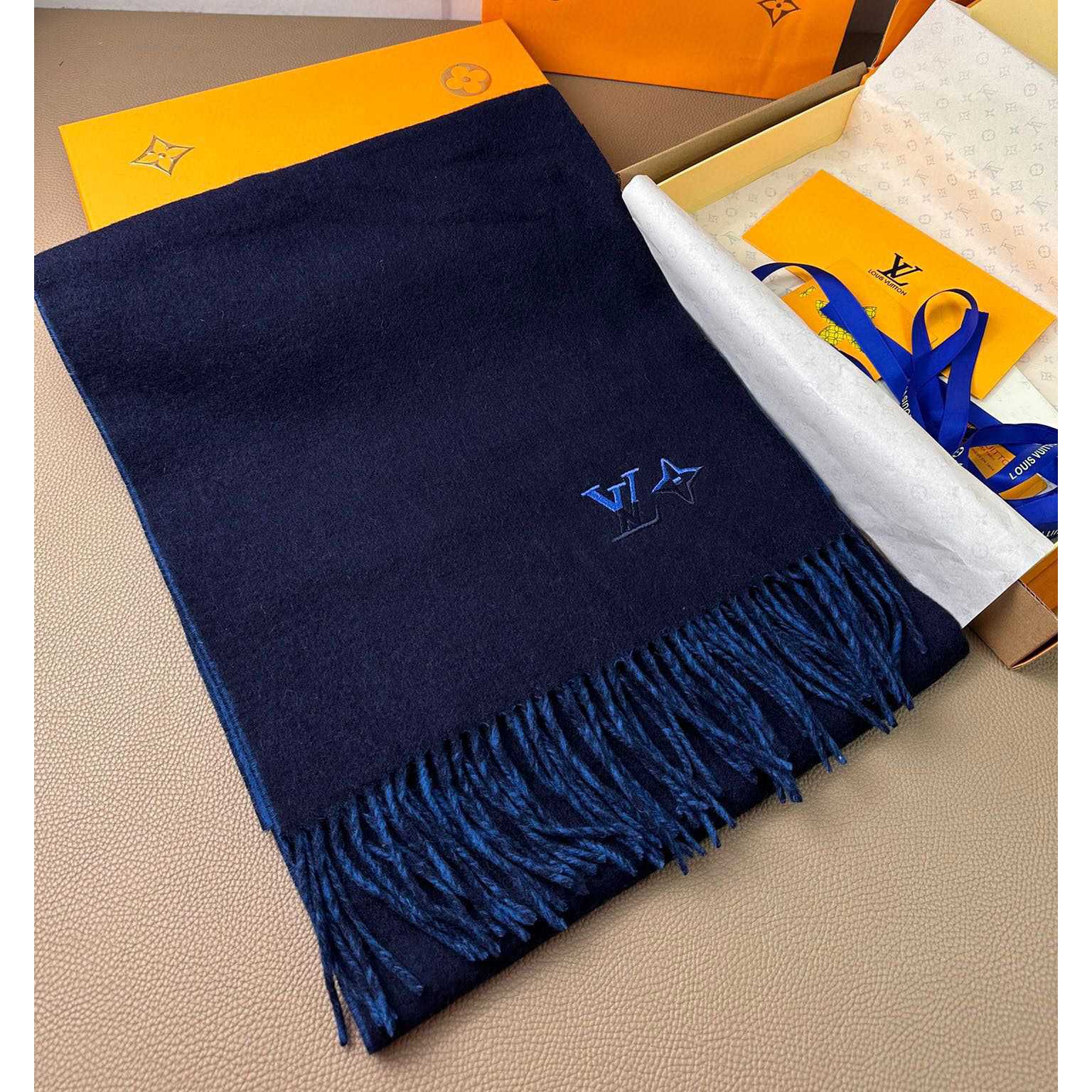 Louis Vitton LV Dual Scarf - DesignerGu