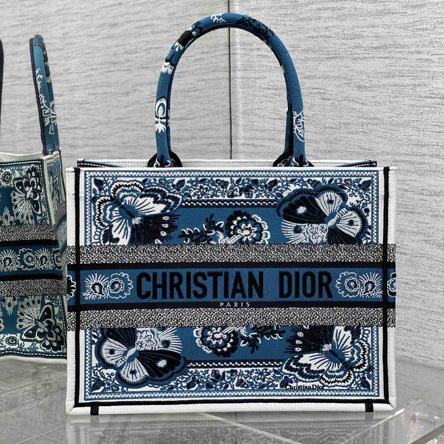 Dior Medium Dior Book Tote - DesignerGu