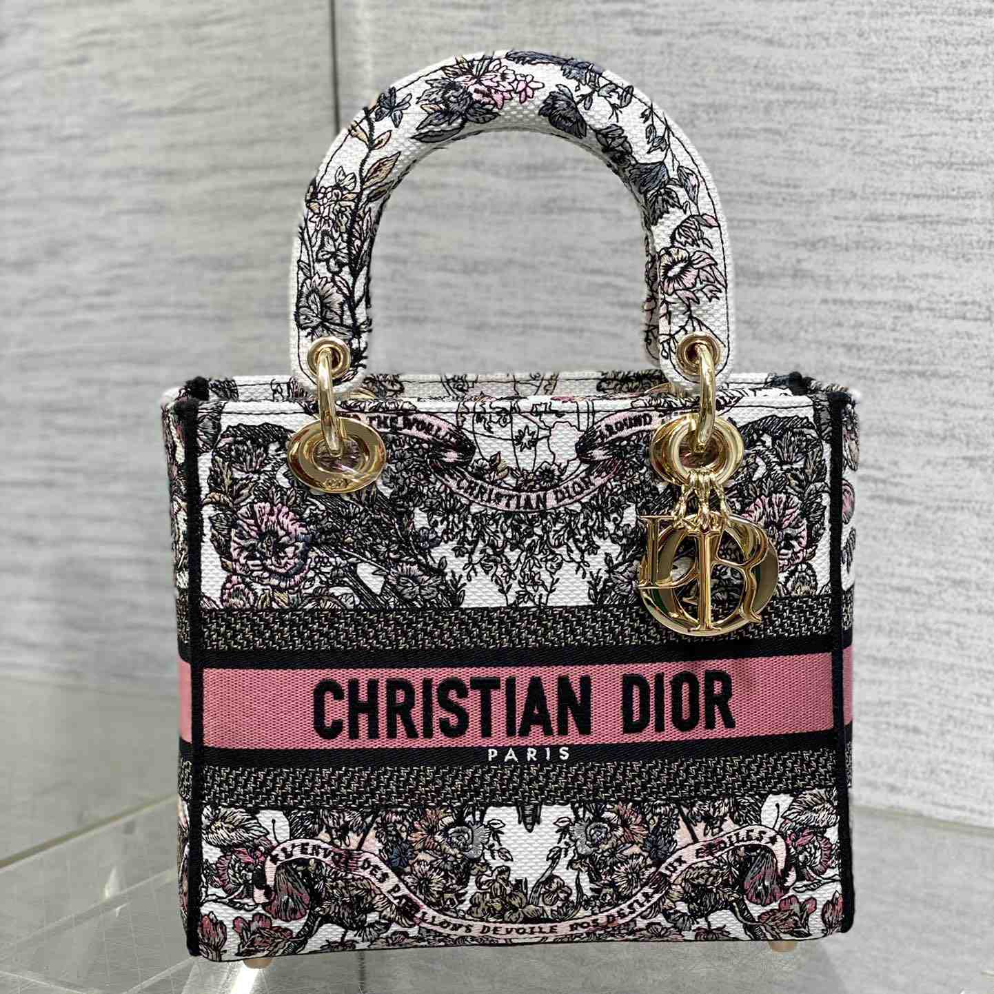 Dior Medium Lady D-lite Bag - DesignerGu