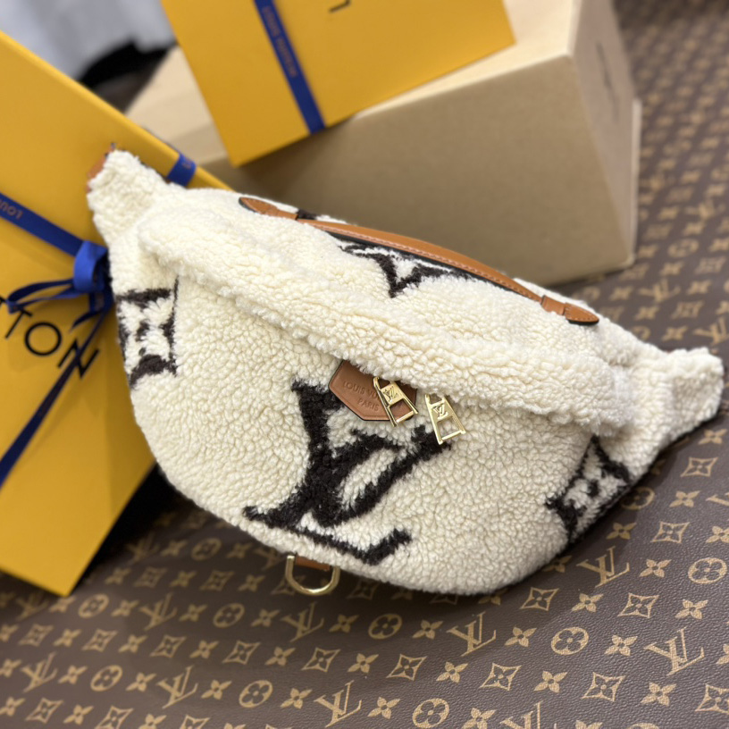 Louis Vuitton LV SKI Bumbag   M23715 - DesignerGu