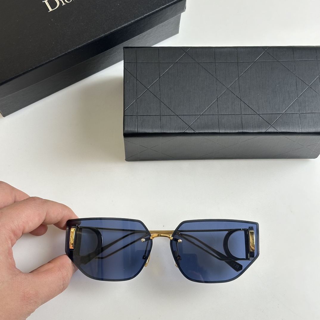 Dior 30Montaigne B3U Sunglasses - DesignerGu