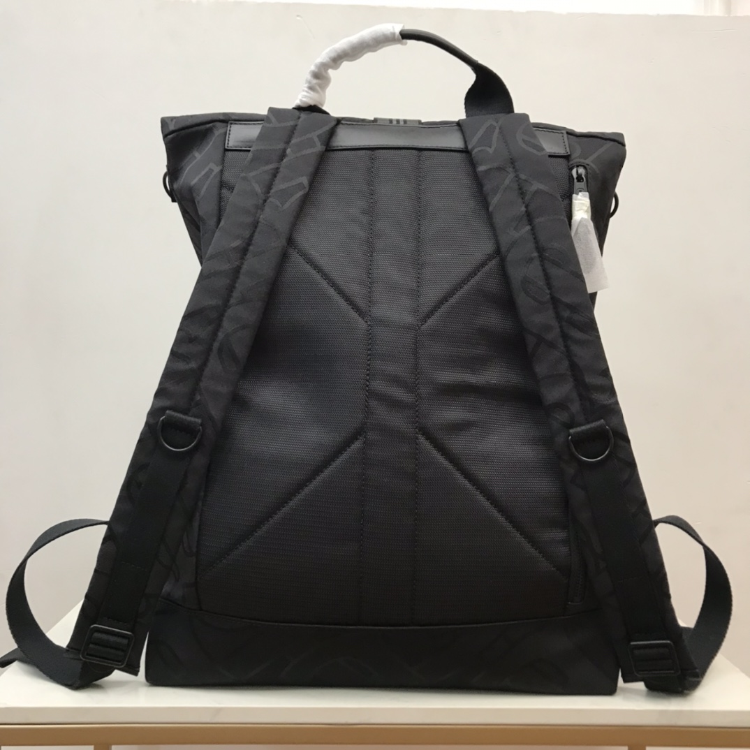 Burberry Orville Backpack - DesignerGu