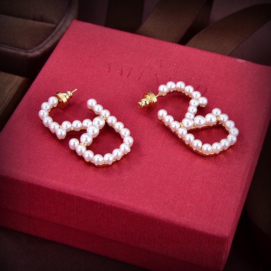 Valenti Garavani VLogo Signature Pearlescent Earrings - DesignerGu