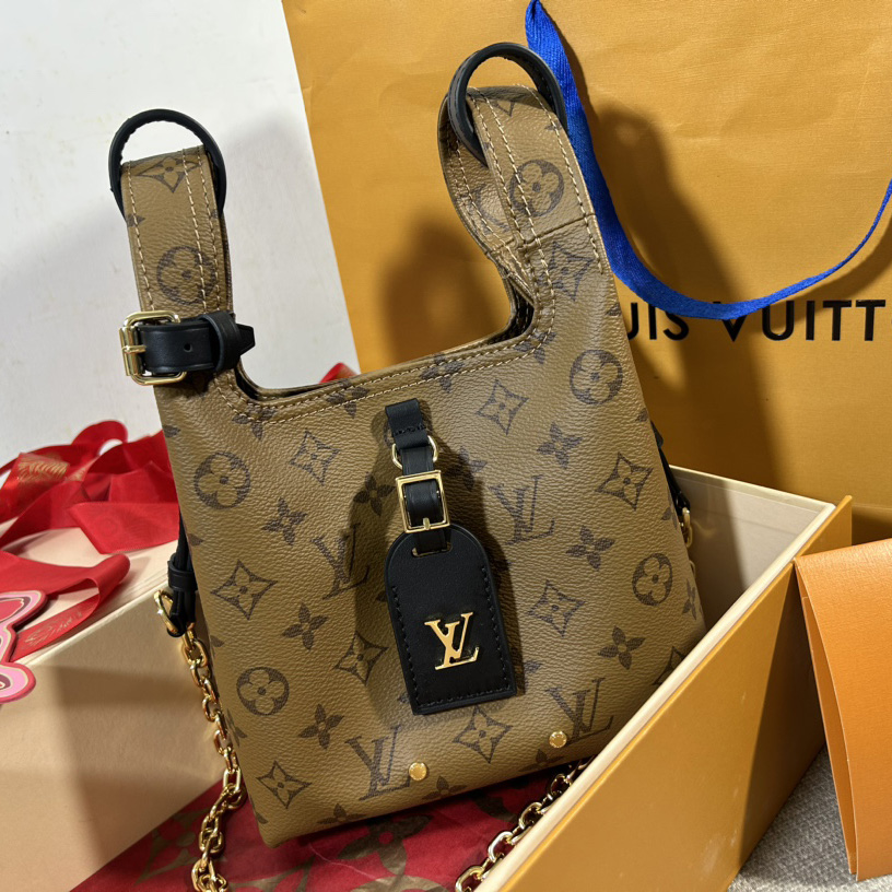 Louis Vuitton Atlantis BB(17x17x17cm)  M46816 - DesignerGu