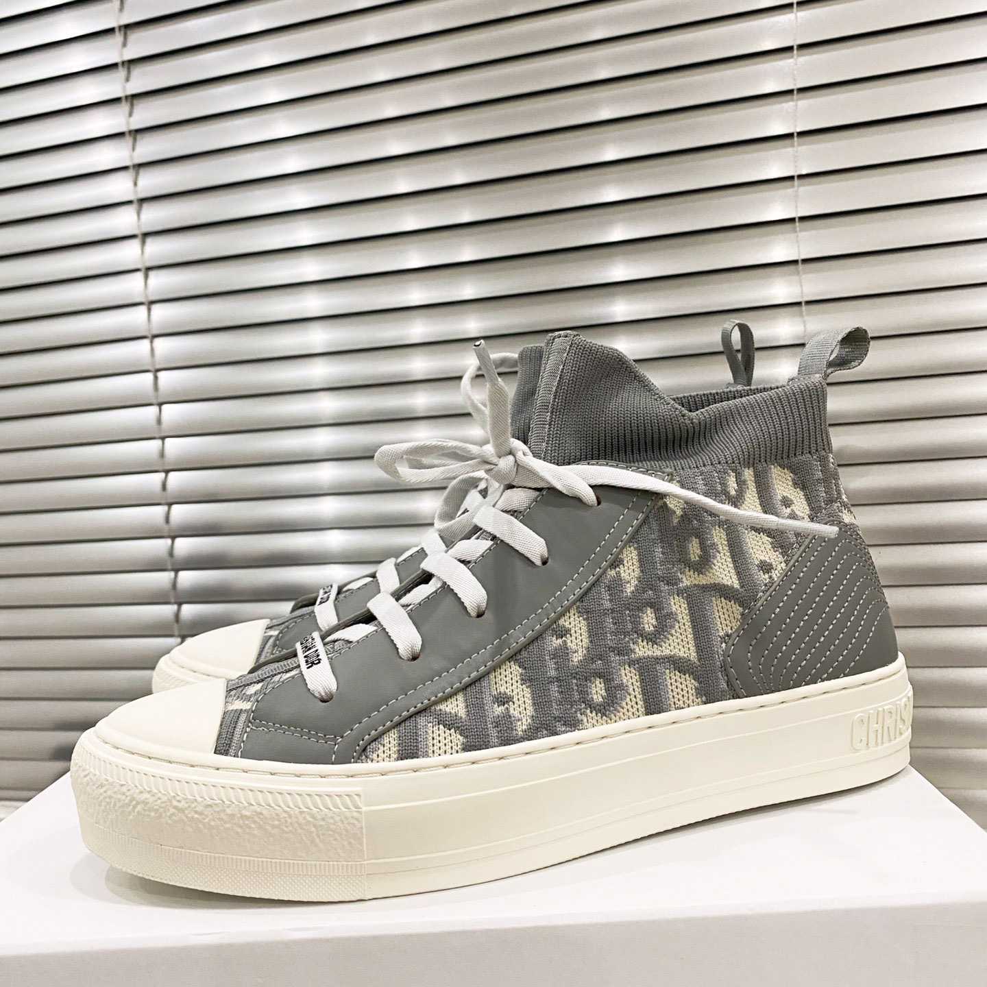 Dior Walk'n'Dior Sneaker - DesignerGu