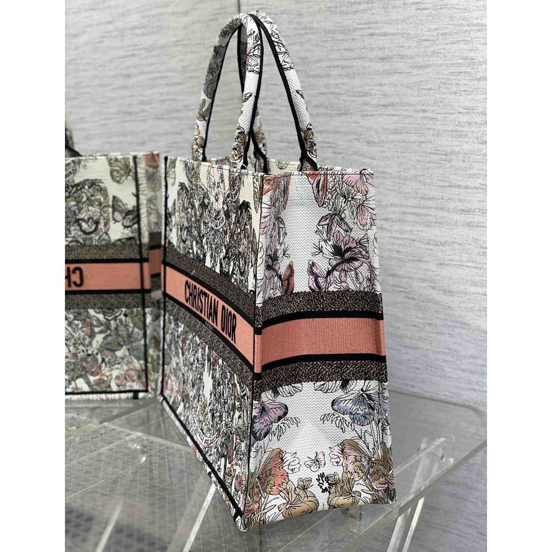 Dior Large Dior Book Tote - DesignerGu