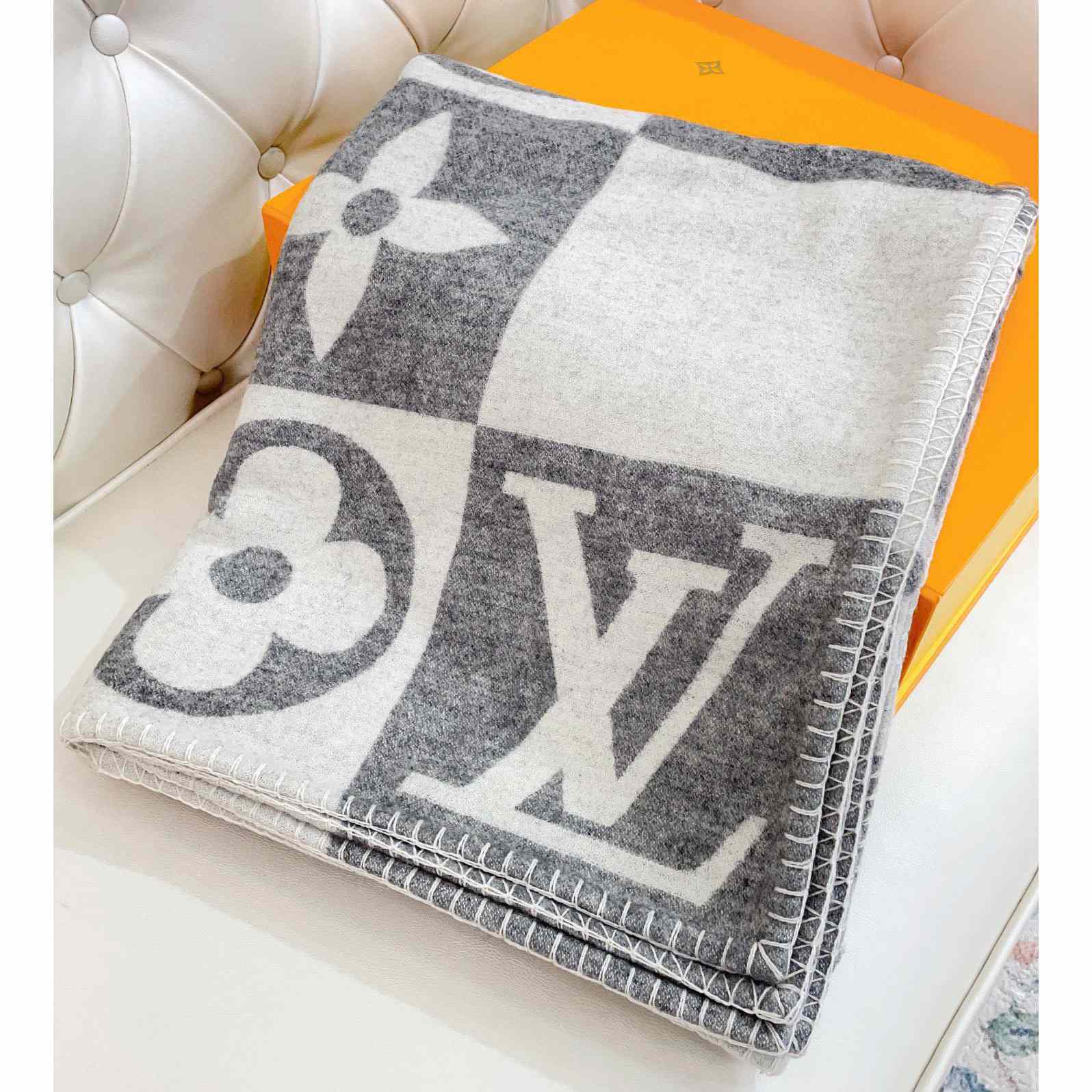 Louis Vitton LV Checkmate Blanket - DesignerGu