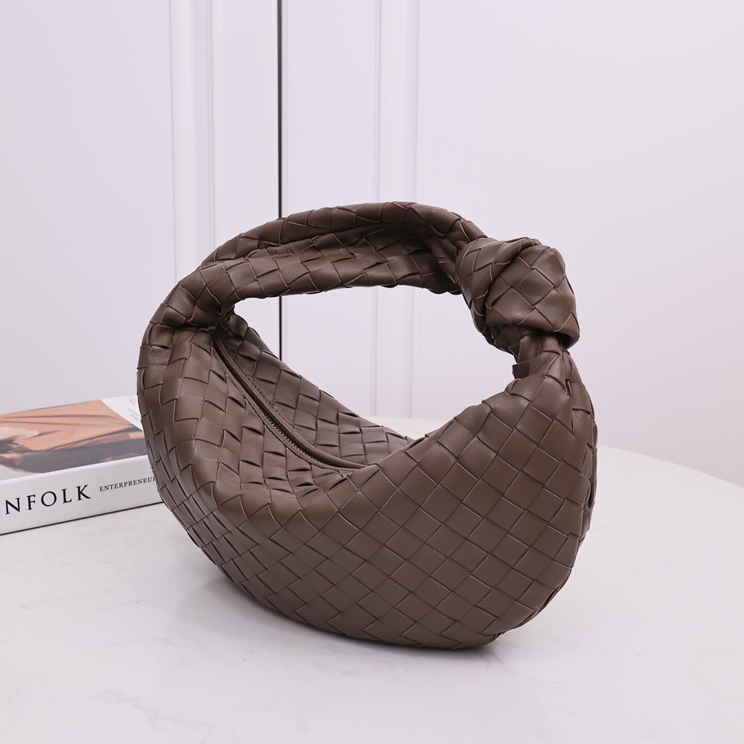 Bottega Veneta Teen Jodie - DesignerGu