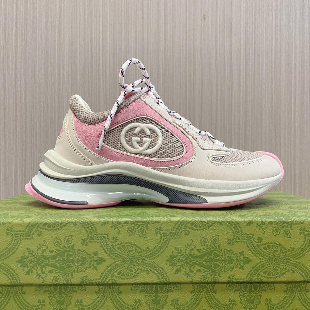 Gucci Women's Run Sneaker - DesignerGu